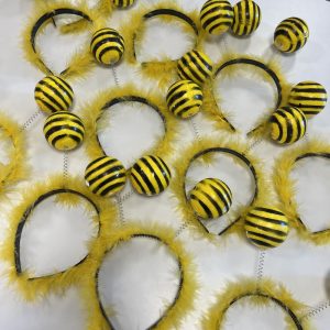 DIADEEM BIJ MET VOELSPRIETEN