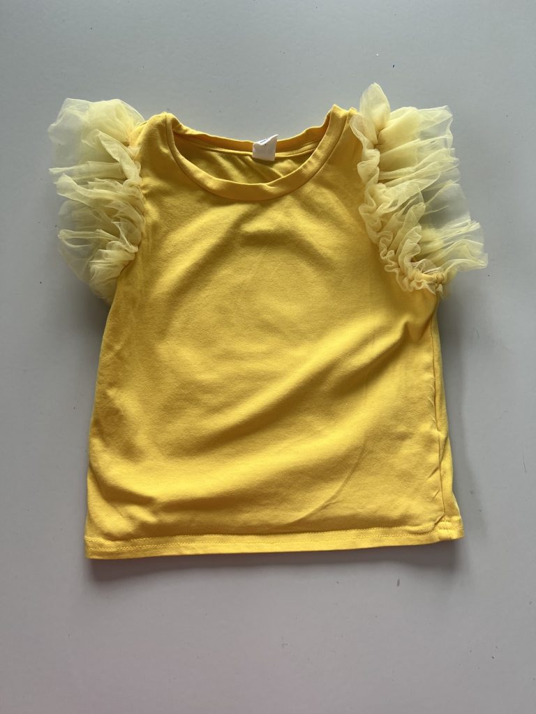 GELE T-SHIRT ZONDER MOUWEN MET TULE (KIDS)