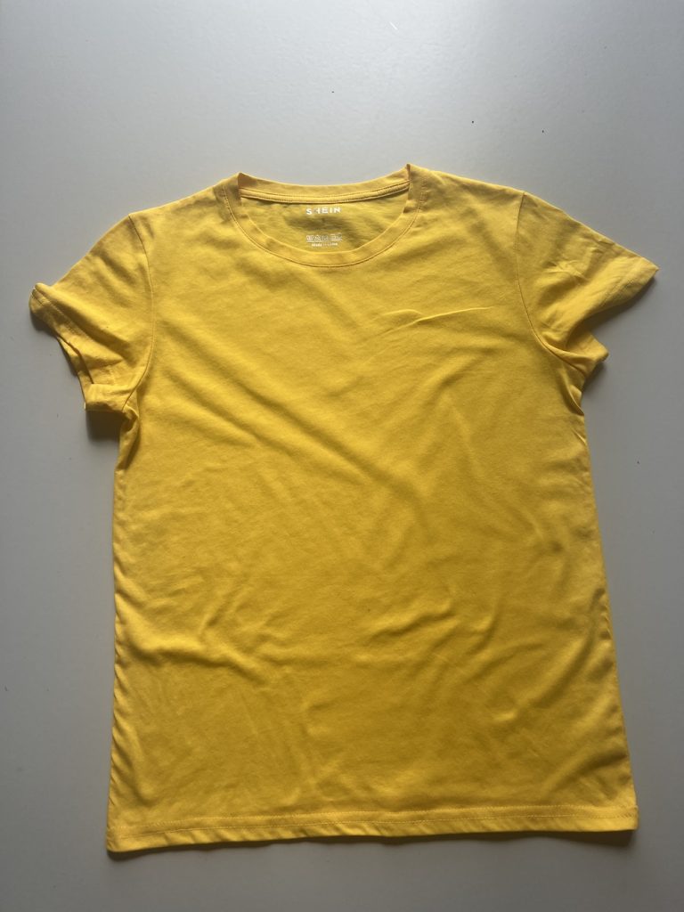 GELE T-SHIRT