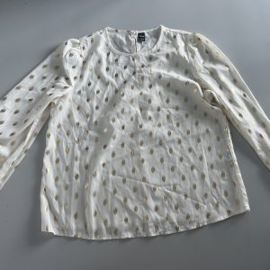 WIT MET GOUDE HEMD LANGE MOUWEN