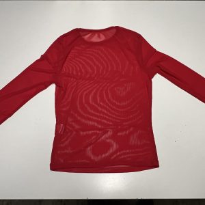 RODE BLOUSE DOORSCHIJNEND LANGE MOUWEN